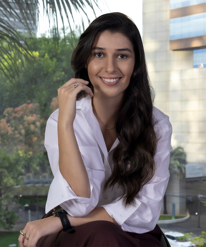 Ana Julia Lopes Siqueira